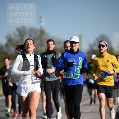 06.04.2025 - 44. Internationalen Wilhelmsburger Insellauf Dr. Thomas Lammeyer http://msf.ph/oto/7555454 06.04.2025 09:31:15 Laufen 321, 4185, 3231 meine-sportfotos.de