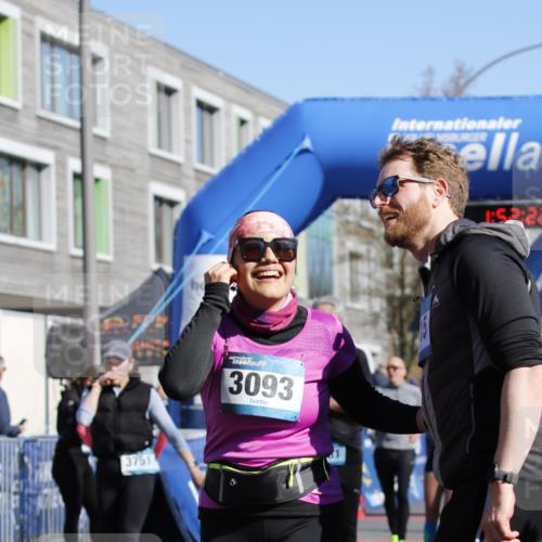 06.04.2025 - 44. Internationalen Wilhelmsburger Insellauf A. Gomolzig http://msf.ph/oto/7555460 06.04.2025 10:42:20 Ziel 3238, 3478, 3629, 3692, 3751, 3761, 4130, 4350, 4581, 5065, 5111 meine-sportfotos.de