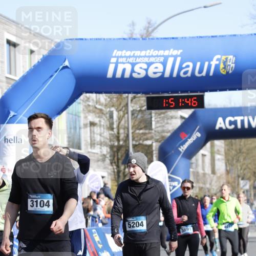 06.04.2025 - 44. Internationalen Wilhelmsburger Insellauf A. Gomolzig http://msf.ph/oto/7555490 06.04.2025 10:41:44 Ziel 3017, 3104, 3255, 3432, 3891, 3975, 4412, 4607, 5204 meine-sportfotos.de