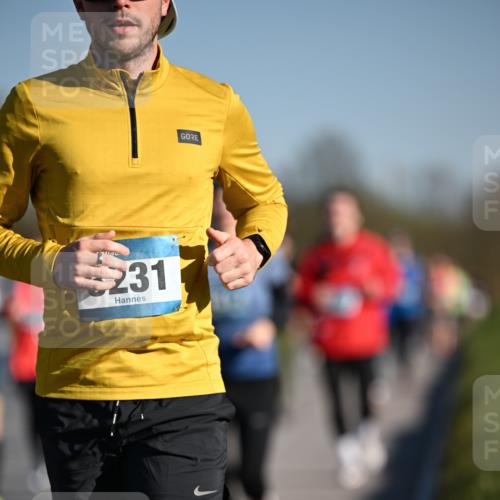 06.04.2025 - 44. Internationalen Wilhelmsburger Insellauf Dr. Thomas Lammeyer http://msf.ph/oto/7555503 06.04.2025 09:31:19 Laufen 231 meine-sportfotos.de