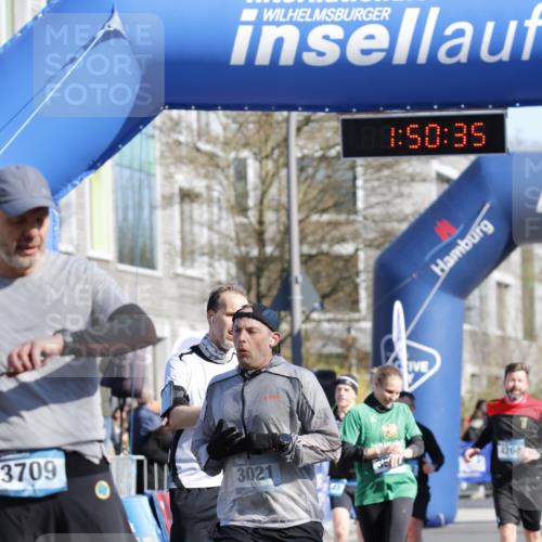 06.04.2025 - 44. Internationalen Wilhelmsburger Insellauf A. Gomolzig http://msf.ph/oto/7555560 06.04.2025 10:40:34 Ziel 3021, 3263, 3319, 3574, 3617, 3652, 3974, 4139, 4264, 4445 meine-sportfotos.de