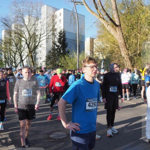 06.04.2025 - 44. Internationalen Wilhelmsburger Insellauf Luisa Fischer http://msf.ph/oto/7555568 06.04.2025 08:45:52 Ziel 4496, 358, 4410, 3609, 5126, 431, 3189, 4292, 3294, 4378 meine-sportfotos.de