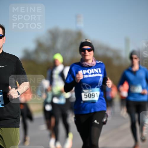 06.04.2025 - 44. Internationalen Wilhelmsburger Insellauf Dr. Thomas Lammeyer http://msf.ph/oto/7555594 06.04.2025 09:31:28 Laufen 30, 5091 meine-sportfotos.de