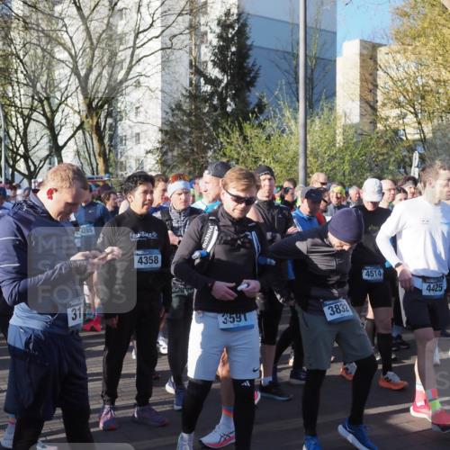 06.04.2025 - 44. Internationalen Wilhelmsburger Insellauf Luisa Fischer http://msf.ph/oto/7555595 06.04.2025 08:46:35 Ziel 31, 634, 4285, 5, 4358, 3591, 3832, 4514, 361, 4425 meine-sportfotos.de