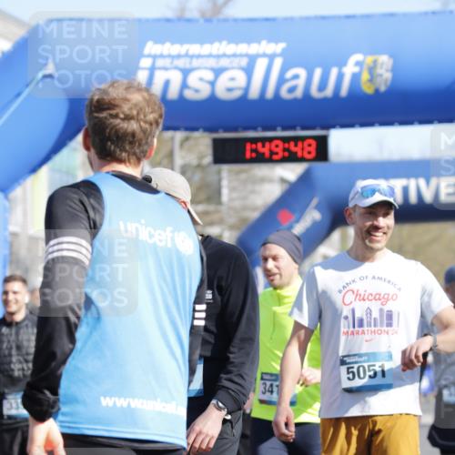 06.04.2025 - 44. Internationalen Wilhelmsburger Insellauf A. Gomolzig http://msf.ph/oto/7555626 06.04.2025 10:39:46 Ziel 3417, 3418, 3756, 3801, 3833, 4065, 4067, 5179 meine-sportfotos.de