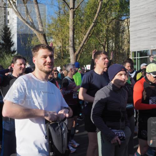 06.04.2025 - 44. Internationalen Wilhelmsburger Insellauf Luisa Fischer http://msf.ph/oto/7555632 06.04.2025 08:48:30 Ziel 145, 356, 42, 832, 388, 437 meine-sportfotos.de
