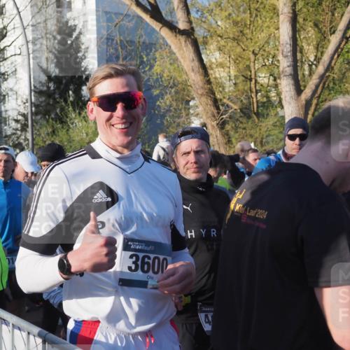 06.04.2025 - 44. Internationalen Wilhelmsburger Insellauf Luisa Fischer http://msf.ph/oto/7555666 06.04.2025 08:49:03 Ziel 5143, 01, 44, 3600, 2024, 4 meine-sportfotos.de