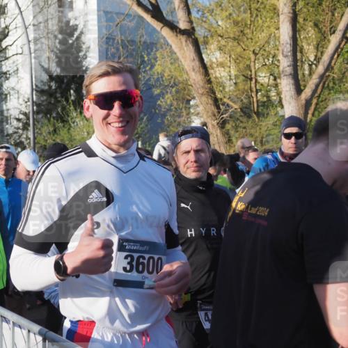 06.04.2025 - 44. Internationalen Wilhelmsburger Insellauf Luisa Fischer http://msf.ph/oto/7555669 06.04.2025 08:49:03 Ziel 5143, 44, 3600, 2024, 4 meine-sportfotos.de
