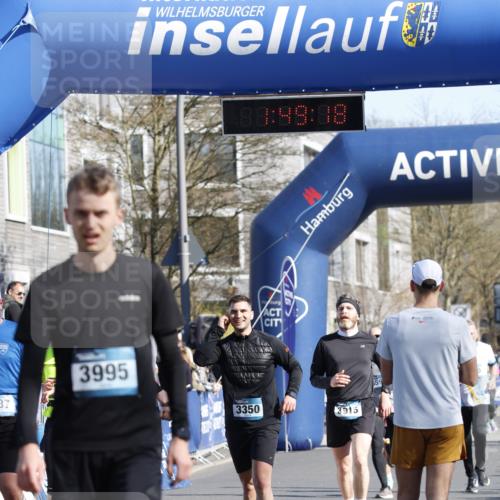 06.04.2025 - 44. Internationalen Wilhelmsburger Insellauf A. Gomolzig http://msf.ph/oto/7555673 06.04.2025 10:39:16 Ziel 3350, 3709, 3915, 3995, 4047, 4253, 4337, 4359 meine-sportfotos.de