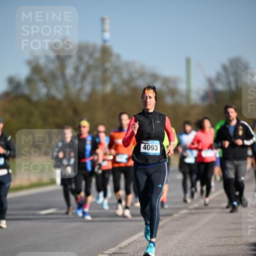06.04.2025 - 44. Internationalen Wilhelmsburger Insellauf Dr. Thomas Lammeyer http://msf.ph/oto/7555680 06.04.2025 09:31:34 Laufen 4093 meine-sportfotos.de