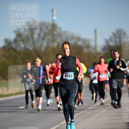 06.04.2025 - 44. Internationalen Wilhelmsburger Insellauf Dr. Thomas Lammeyer http://msf.ph/oto/7555687 06.04.2025 09:31:35 Laufen 4093 meine-sportfotos.de