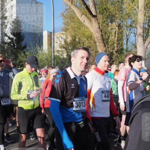 06.04.2025 - 44. Internationalen Wilhelmsburger Insellauf Luisa Fischer http://msf.ph/oto/7555703 06.04.2025 08:50:17 Ziel 3593, 5041, 3013, 448, 38, 3512 meine-sportfotos.de
