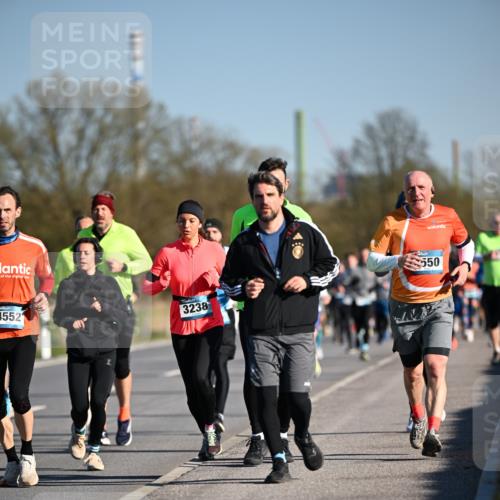 06.04.2025 - 44. Internationalen Wilhelmsburger Insellauf Dr. Thomas Lammeyer http://msf.ph/oto/7555755 06.04.2025 09:31:38 Laufen 45521, 3238, 550 meine-sportfotos.de