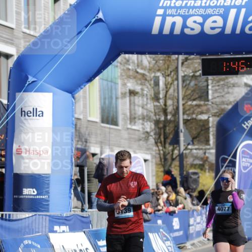 06.04.2025 - 44. Internationalen Wilhelmsburger Insellauf A. Gomolzig http://msf.ph/oto/7555882 06.04.2025 10:36:38 Ziel 3139, 4077 meine-sportfotos.de
