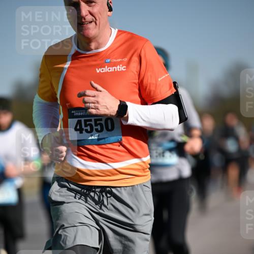 06.04.2025 - 44. Internationalen Wilhelmsburger Insellauf Dr. Thomas Lammeyer http://msf.ph/oto/7555886 06.04.2025 09:31:44 Laufen 44, 4550 meine-sportfotos.de