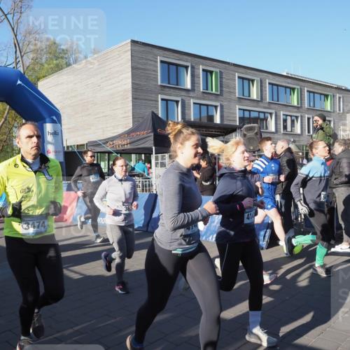 06.04.2025 - 44. Internationalen Wilhelmsburger Insellauf Luisa Fischer http://msf.ph/oto/7555967 06.04.2025 08:53:02 Ziel 8, 02, 5158, 1281, 05, 3474, 4028, 363, 414 meine-sportfotos.de