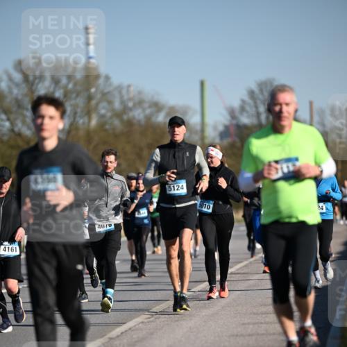 06.04.2025 - 44. Internationalen Wilhelmsburger Insellauf Dr. Thomas Lammeyer http://msf.ph/oto/7555978 06.04.2025 09:31:50 Laufen 4161, 43910, 4070, 5124, 24, 5010 meine-sportfotos.de