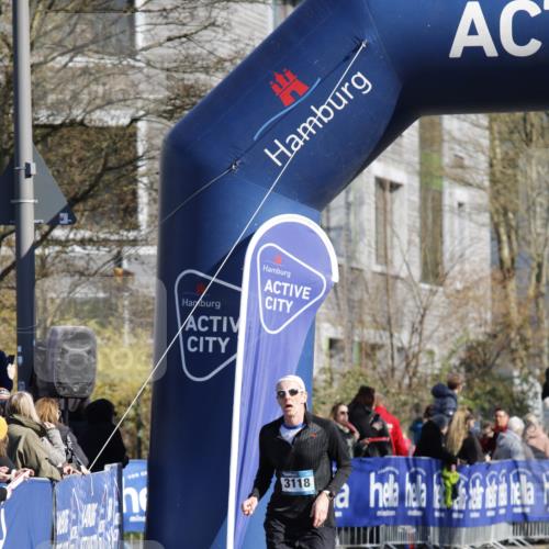 06.04.2025 - 44. Internationalen Wilhelmsburger Insellauf A. Gomolzig http://msf.ph/oto/7556027 06.04.2025 10:35:05 Ziel 4178, 4449 meine-sportfotos.de