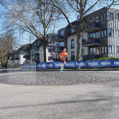 06.04.2025 - 44. Internationalen Wilhelmsburger Insellauf Luisa Fischer http://msf.ph/oto/7556074 06.04.2025 10:05:21 Ziel 4020 meine-sportfotos.de