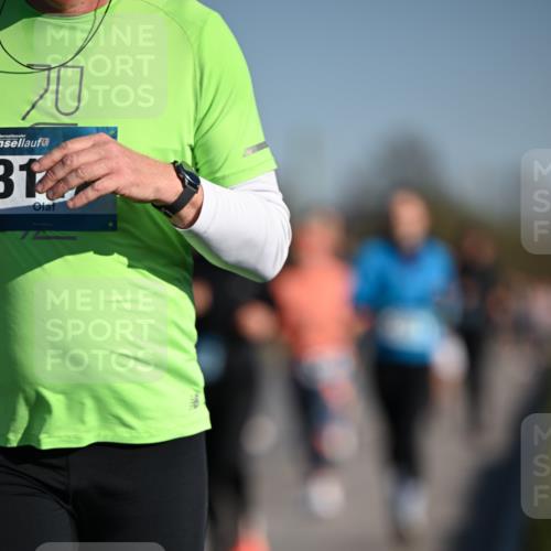 06.04.2025 - 44. Internationalen Wilhelmsburger Insellauf Dr. Thomas Lammeyer http://msf.ph/oto/7556083 06.04.2025 09:31:55 Laufen 31 meine-sportfotos.de
