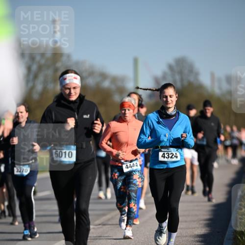 06.04.2025 - 44. Internationalen Wilhelmsburger Insellauf Dr. Thomas Lammeyer http://msf.ph/oto/7556090 06.04.2025 09:31:56 Laufen 3270, 5010, 4484, 4324 meine-sportfotos.de