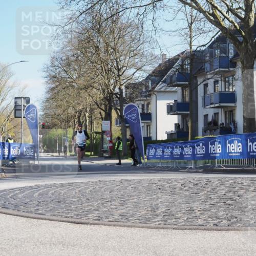 06.04.2025 - 44. Internationalen Wilhelmsburger Insellauf Luisa Fischer http://msf.ph/oto/7556124 06.04.2025 10:07:25 Ziel 3 meine-sportfotos.de