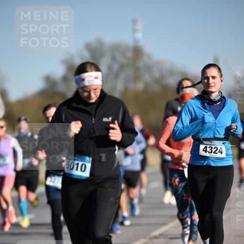 06.04.2025 - 44. Internationalen Wilhelmsburger Insellauf Dr. Thomas Lammeyer http://msf.ph/oto/7556127 06.04.2025 09:31:57 Laufen 5010, 4324 meine-sportfotos.de