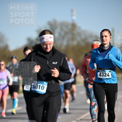 06.04.2025 - 44. Internationalen Wilhelmsburger Insellauf Dr. Thomas Lammeyer http://msf.ph/oto/7556134 06.04.2025 09:31:57 Laufen 5010, 4324 meine-sportfotos.de