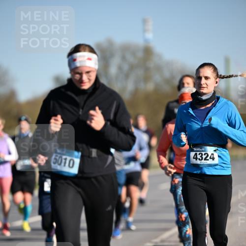 06.04.2025 - 44. Internationalen Wilhelmsburger Insellauf Dr. Thomas Lammeyer http://msf.ph/oto/7556138 06.04.2025 09:31:57 Laufen 5010, 4324 meine-sportfotos.de