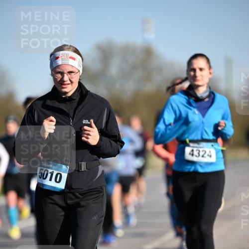 06.04.2025 - 44. Internationalen Wilhelmsburger Insellauf Dr. Thomas Lammeyer http://msf.ph/oto/7556142 06.04.2025 09:31:58 Laufen 5010, 4324 meine-sportfotos.de