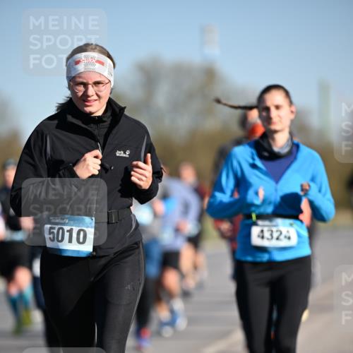 06.04.2025 - 44. Internationalen Wilhelmsburger Insellauf Dr. Thomas Lammeyer http://msf.ph/oto/7556145 06.04.2025 09:31:58 Laufen 5010, 4324 meine-sportfotos.de
