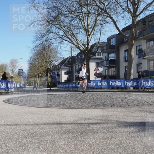 06.04.2025 - 44. Internationalen Wilhelmsburger Insellauf Luisa Fischer http://msf.ph/oto/7556185 06.04.2025 10:07:28 Ziel  meine-sportfotos.de