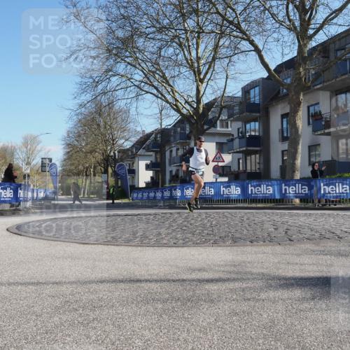06.04.2025 - 44. Internationalen Wilhelmsburger Insellauf Luisa Fischer http://msf.ph/oto/7556188 06.04.2025 10:07:28 Ziel  meine-sportfotos.de