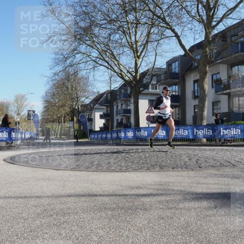 06.04.2025 - 44. Internationalen Wilhelmsburger Insellauf Luisa Fischer http://msf.ph/oto/7556195 06.04.2025 10:07:29 Ziel  meine-sportfotos.de