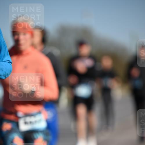 06.04.2025 - 44. Internationalen Wilhelmsburger Insellauf Dr. Thomas Lammeyer http://msf.ph/oto/7556201 06.04.2025 09:32:00 Laufen  meine-sportfotos.de