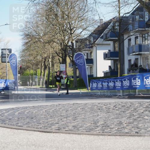06.04.2025 - 44. Internationalen Wilhelmsburger Insellauf Luisa Fischer http://msf.ph/oto/7556222 06.04.2025 10:07:39 Ziel 13, 3260 meine-sportfotos.de