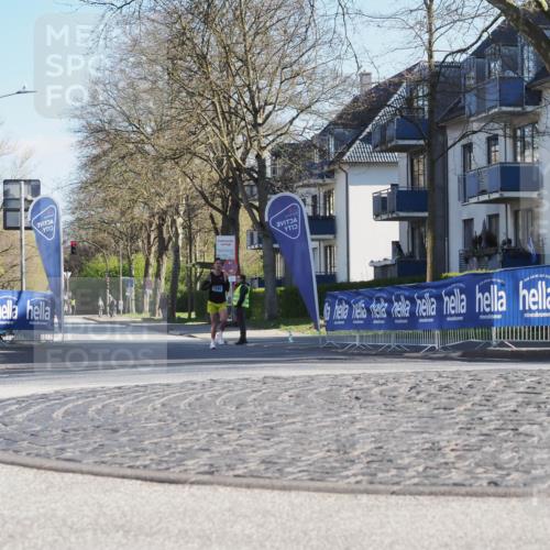 06.04.2025 - 44. Internationalen Wilhelmsburger Insellauf Luisa Fischer http://msf.ph/oto/7556225 06.04.2025 10:07:39 Ziel 3, 3260 meine-sportfotos.de