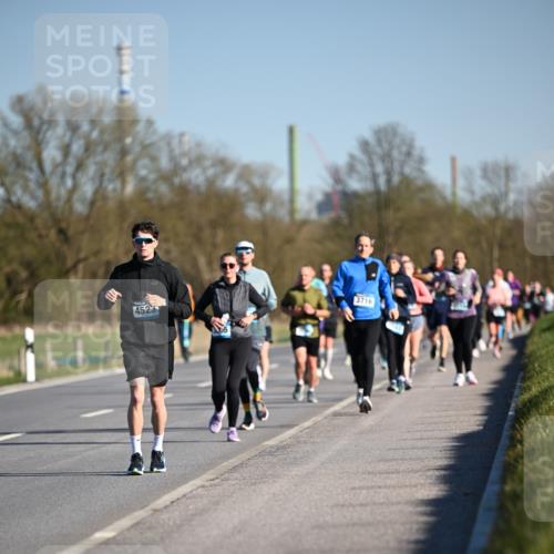 06.04.2025 - 44. Internationalen Wilhelmsburger Insellauf Dr. Thomas Lammeyer http://msf.ph/oto/7556266 06.04.2025 09:32:09 Laufen 3716, 4523 meine-sportfotos.de