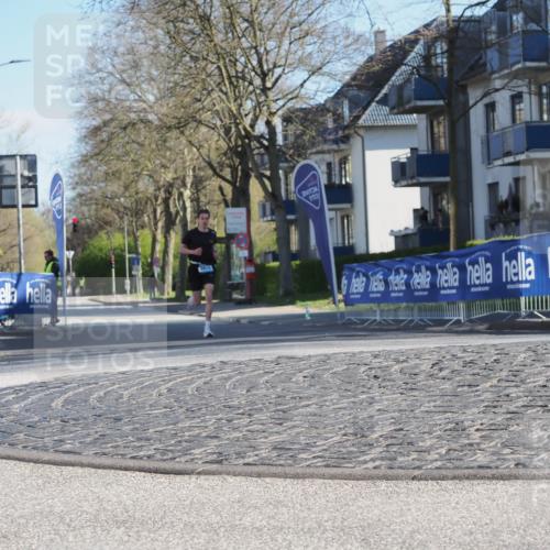 06.04.2025 - 44. Internationalen Wilhelmsburger Insellauf Luisa Fischer http://msf.ph/oto/7556284 06.04.2025 10:08:15 Ziel 4614 meine-sportfotos.de