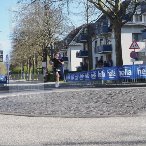 06.04.2025 - 44. Internationalen Wilhelmsburger Insellauf Luisa Fischer http://msf.ph/oto/7556299 06.04.2025 10:08:17 Ziel 4619 meine-sportfotos.de
