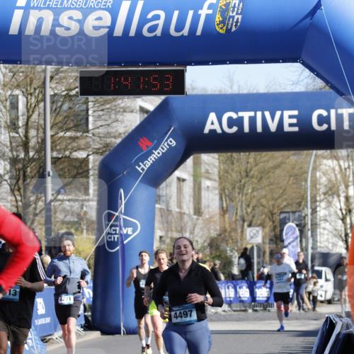 06.04.2025 - 44. Internationalen Wilhelmsburger Insellauf A. Gomolzig http://msf.ph/oto/7556317 06.04.2025 10:31:51 Ziel 3019, 3338, 3413, 4497 meine-sportfotos.de