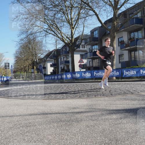 06.04.2025 - 44. Internationalen Wilhelmsburger Insellauf Luisa Fischer http://msf.ph/oto/7556323 06.04.2025 10:08:19 Ziel  meine-sportfotos.de