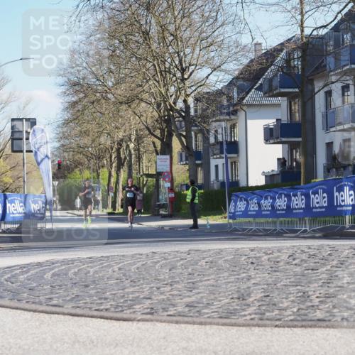 06.04.2025 - 44. Internationalen Wilhelmsburger Insellauf Luisa Fischer http://msf.ph/oto/7556330 06.04.2025 10:10:03 Ziel 111 meine-sportfotos.de