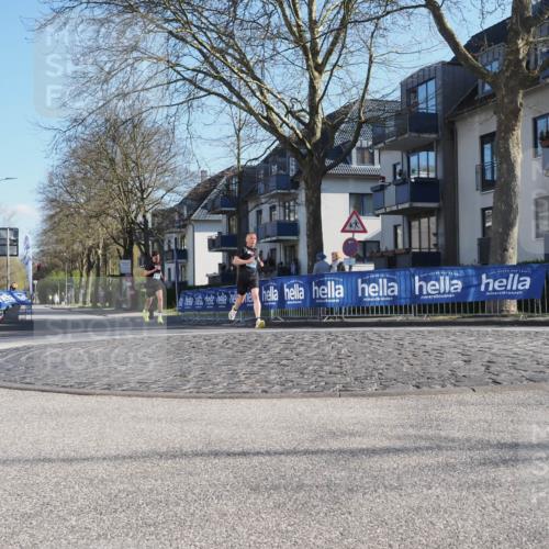 06.04.2025 - 44. Internationalen Wilhelmsburger Insellauf Luisa Fischer http://msf.ph/oto/7556404 06.04.2025 10:10:07 Ziel  meine-sportfotos.de
