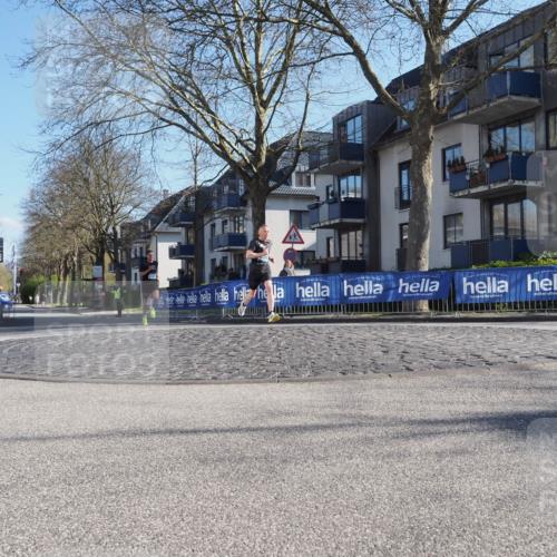 06.04.2025 - 44. Internationalen Wilhelmsburger Insellauf Luisa Fischer http://msf.ph/oto/7556417 06.04.2025 10:10:08 Ziel  meine-sportfotos.de