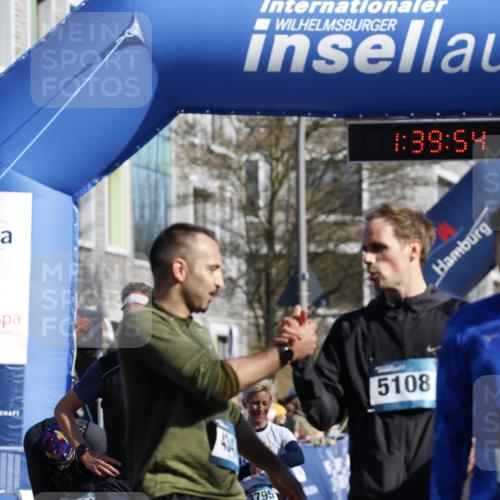 06.04.2025 - 44. Internationalen Wilhelmsburger Insellauf A. Gomolzig http://msf.ph/oto/7556453 06.04.2025 10:29:52 Ziel 3453, 3615, 3795, 3808, 4044, 4121, 4238, 5108 meine-sportfotos.de