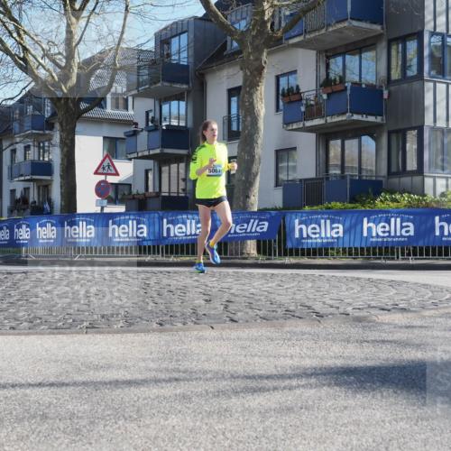 06.04.2025 - 44. Internationalen Wilhelmsburger Insellauf Luisa Fischer http://msf.ph/oto/7556481 06.04.2025 10:11:01 Ziel 5001 meine-sportfotos.de