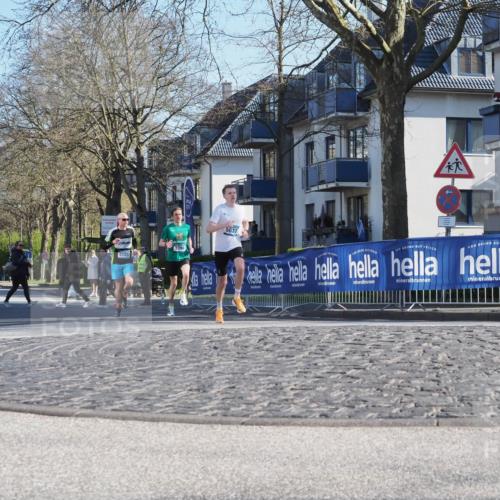 06.04.2025 - 44. Internationalen Wilhelmsburger Insellauf Luisa Fischer http://msf.ph/oto/7556521 06.04.2025 10:11:05 Ziel 5123, 3398, 5037 meine-sportfotos.de