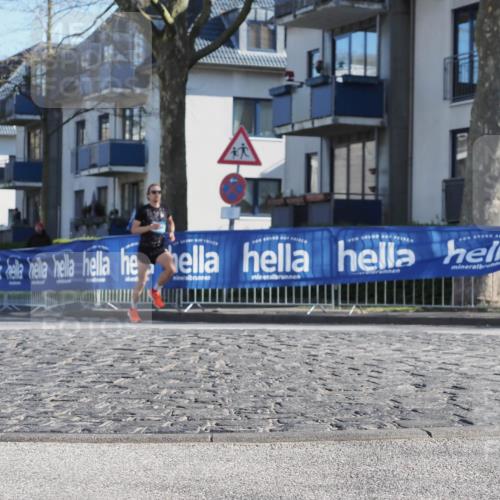 06.04.2025 - 44. Internationalen Wilhelmsburger Insellauf Luisa Fischer http://msf.ph/oto/7556599 06.04.2025 10:11:29 Ziel  meine-sportfotos.de