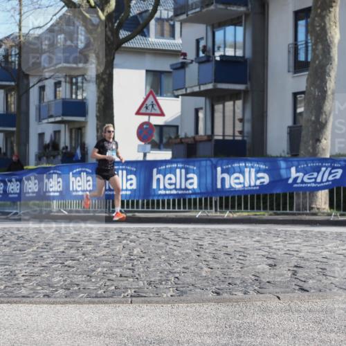 06.04.2025 - 44. Internationalen Wilhelmsburger Insellauf Luisa Fischer http://msf.ph/oto/7556602 06.04.2025 10:11:29 Ziel  meine-sportfotos.de